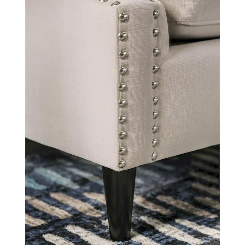 Canapé tuxedo en microfibre beige/gris/jaune royal avec dossier touffeté et garniture cloutée – 3 places